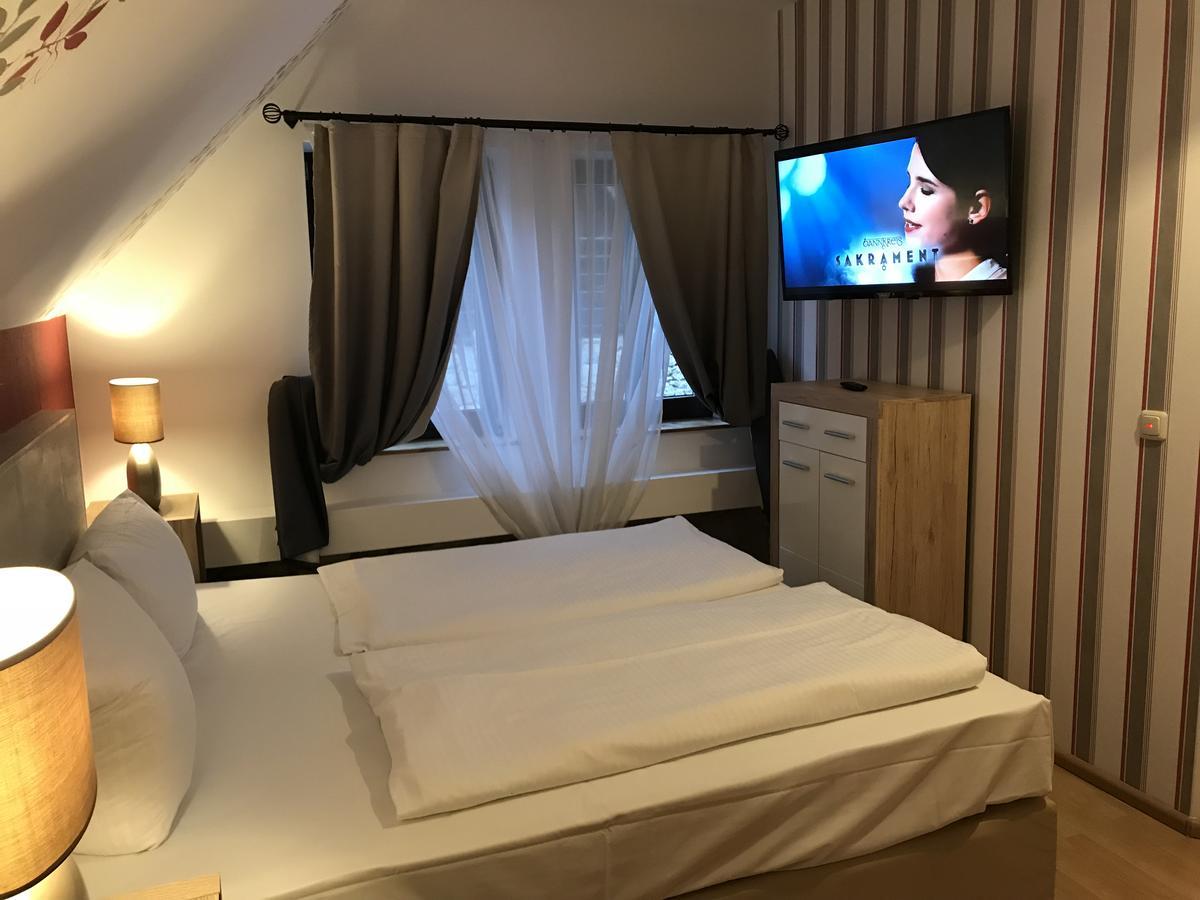 Hôtel Gastehaus Reiser à Mayence Extérieur photo